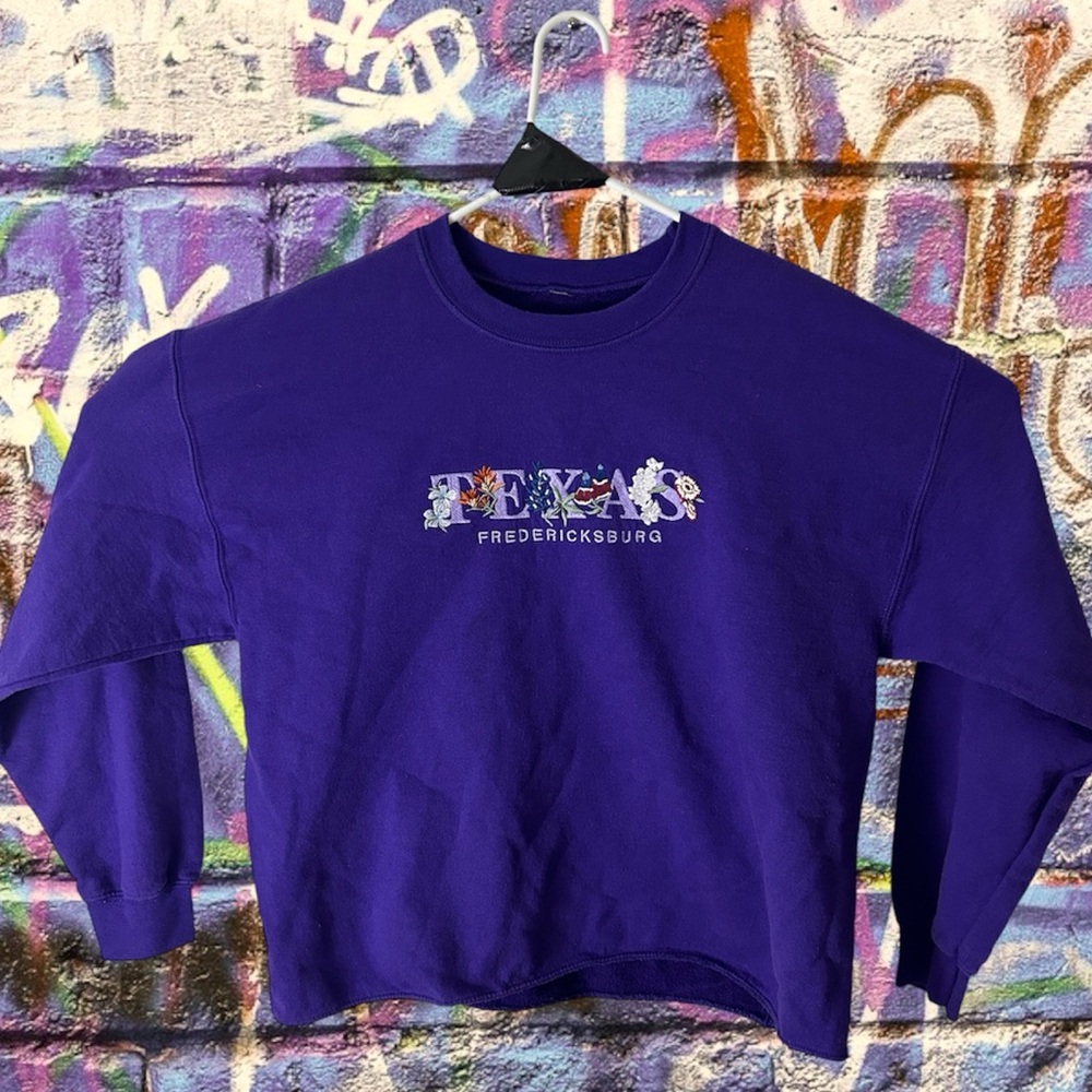 Vintage 90s Fredricksburg Texas Embroidered Floral Crewneck Sweatshirt C